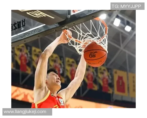 胡金秋领衔新一季篮球盛宴展现青春活力与拼搏精神的完美结合